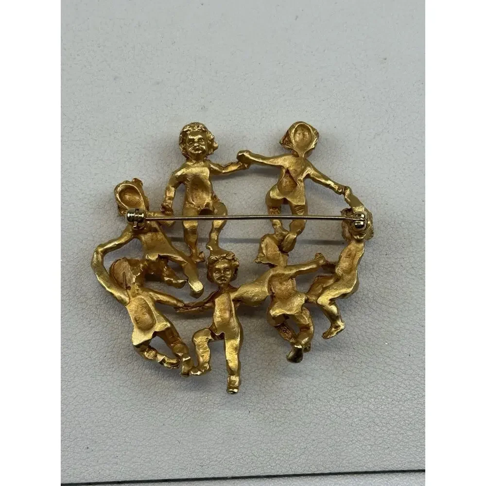 Brushed Gold Tone Vintage Cherubs Brooch